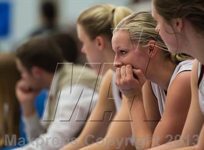 Thumbnail 2 in Fremont vs. American Fork (UHSAA 5A Quarterfinal) photogallery.