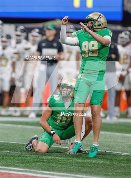 Thumbnail 2 in Buford vs. Carrollton (GHSA  6A Championship) photogallery.