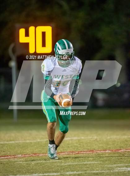 Thumbnail 3 in West Brunswick vs Seventy-First (NCHSAA 3A - First Round) photogallery.