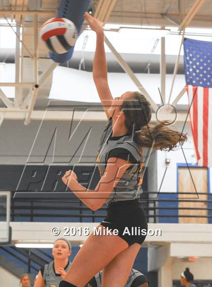 Thumbnail 1 in Hixson vs Red Bank photogallery.
