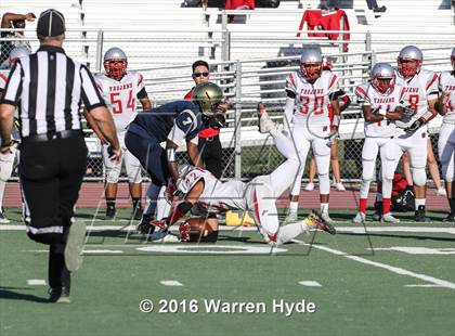 Thumbnail 2 in Lincoln @ Elk Grove photogallery.