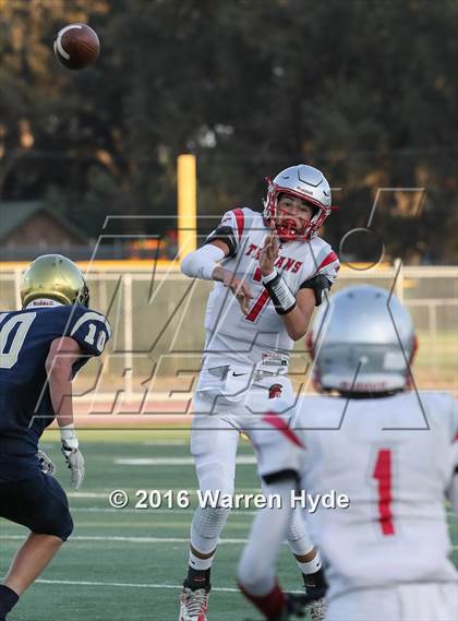 Thumbnail 2 in Lincoln @ Elk Grove photogallery.