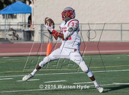 Thumbnail 2 in Lincoln @ Elk Grove photogallery.