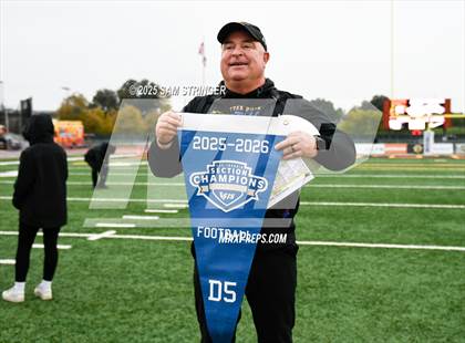 Thumbnail 1 in Sutter vs. Casa Roble (CIF SJS D5 Final) photogallery.