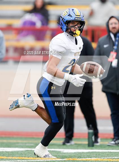 Thumbnail 2 in Sutter vs. Casa Roble (CIF SJS D5 Final) photogallery.