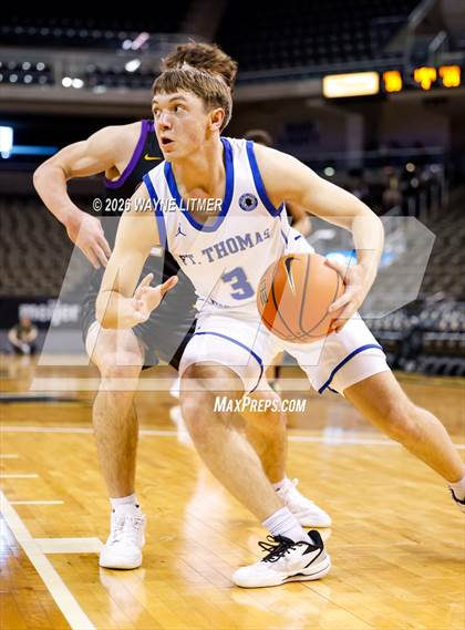 Thumbnail 3 in Campbell County vs Highlands photogallery.