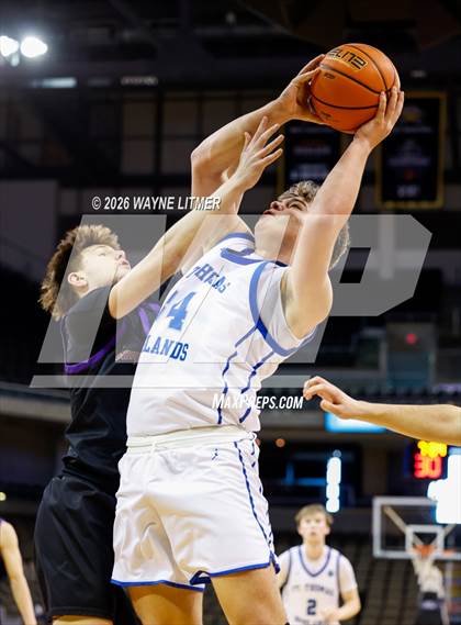 Thumbnail 1 in Campbell County vs Highlands photogallery.