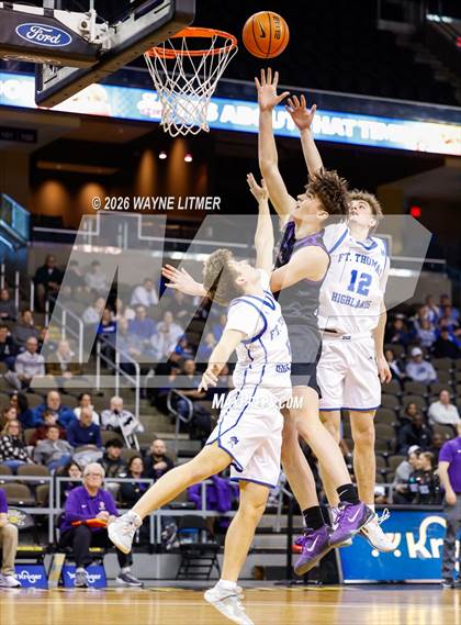 Thumbnail 2 in Campbell County vs Highlands photogallery.