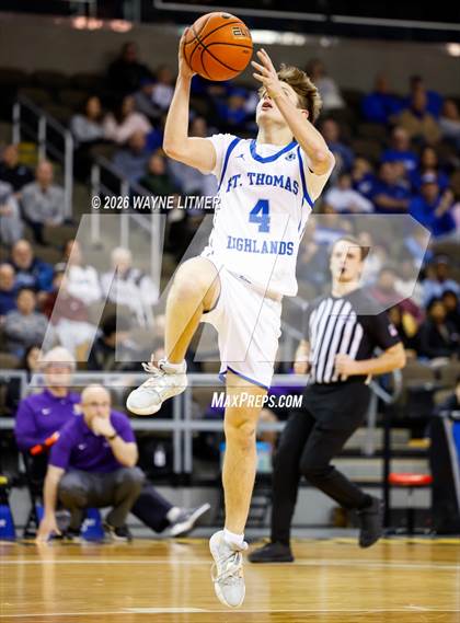 Thumbnail 2 in Campbell County vs Highlands photogallery.