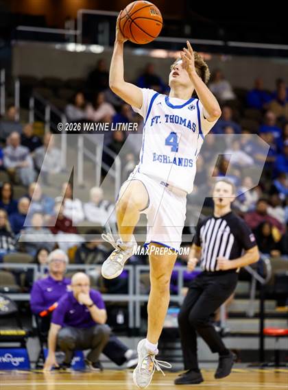 Thumbnail 3 in Campbell County vs Highlands photogallery.