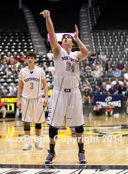 Thumbnail 1 in Maize vs. Blue Valley Northwest (KSHSAA 6A Quarterfinal) photogallery.