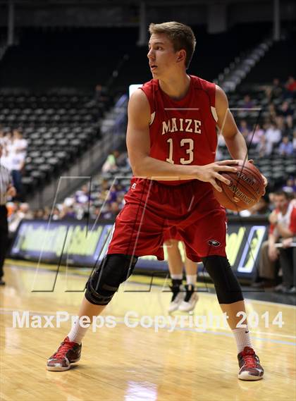 Thumbnail 1 in Maize vs. Blue Valley Northwest (KSHSAA 6A Quarterfinal) photogallery.