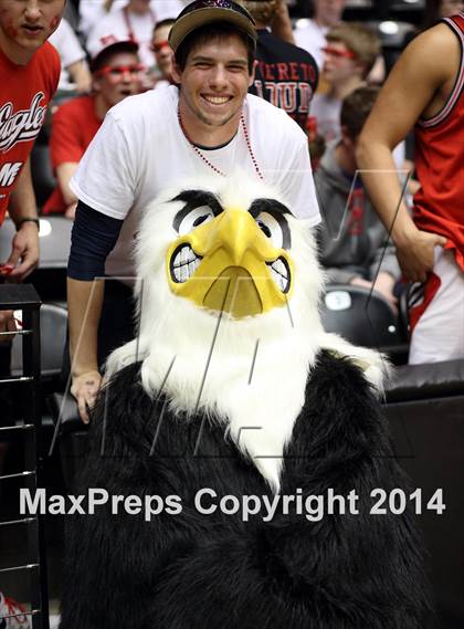 Thumbnail 1 in Maize vs. Blue Valley Northwest (KSHSAA 6A Quarterfinal) photogallery.