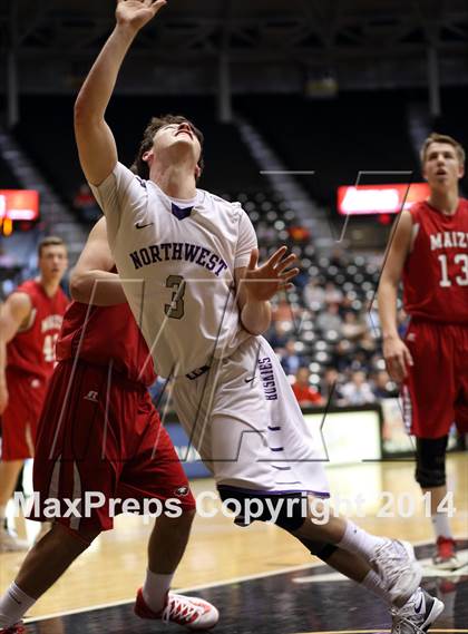 Thumbnail 2 in Maize vs. Blue Valley Northwest (KSHSAA 6A Quarterfinal) photogallery.