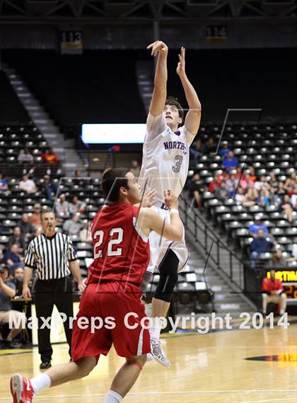 Thumbnail 2 in Maize vs. Blue Valley Northwest (KSHSAA 6A Quarterfinal) photogallery.