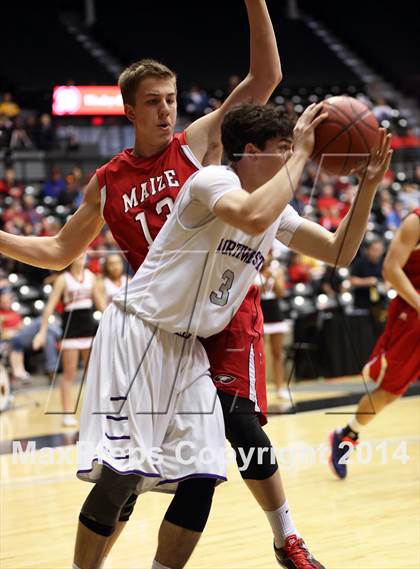 Thumbnail 3 in Maize vs. Blue Valley Northwest (KSHSAA 6A Quarterfinal) photogallery.