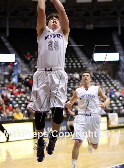 Thumbnail 3 in Maize vs. Blue Valley Northwest (KSHSAA 6A Quarterfinal) photogallery.