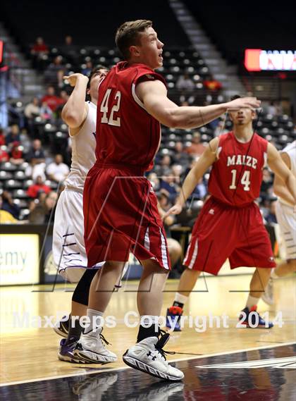 Thumbnail 2 in Maize vs. Blue Valley Northwest (KSHSAA 6A Quarterfinal) photogallery.
