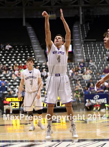 Thumbnail 1 in Maize vs. Blue Valley Northwest (KSHSAA 6A Quarterfinal) photogallery.