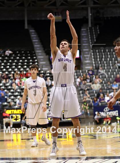 Thumbnail 3 in Maize vs. Blue Valley Northwest (KSHSAA 6A Quarterfinal) photogallery.