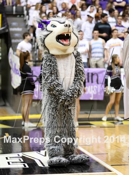 Thumbnail 3 in Maize vs. Blue Valley Northwest (KSHSAA 6A Quarterfinal) photogallery.