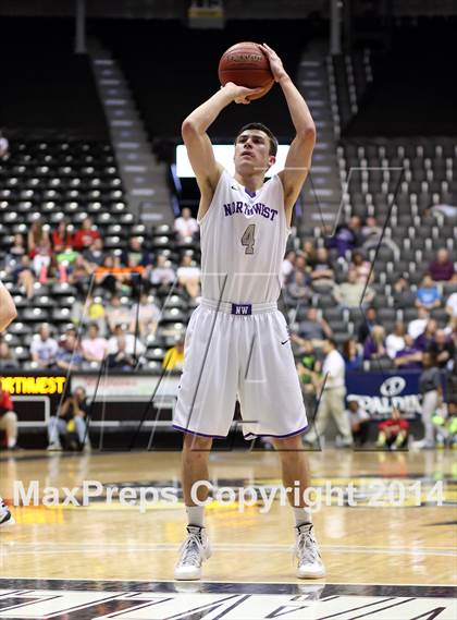 Thumbnail 3 in Maize vs. Blue Valley Northwest (KSHSAA 6A Quarterfinal) photogallery.