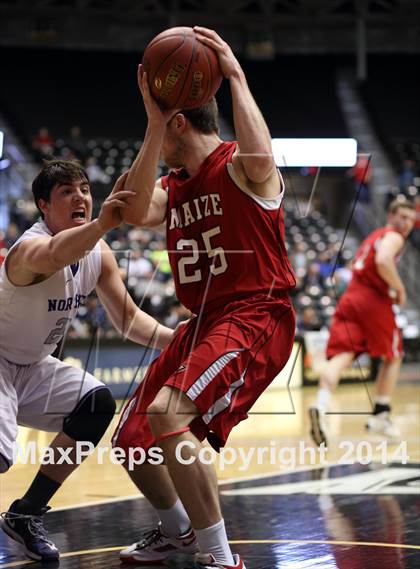 Thumbnail 3 in Maize vs. Blue Valley Northwest (KSHSAA 6A Quarterfinal) photogallery.