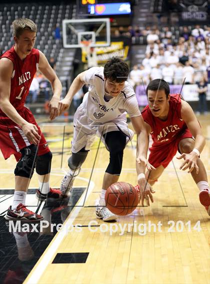 Thumbnail 3 in Maize vs. Blue Valley Northwest (KSHSAA 6A Quarterfinal) photogallery.