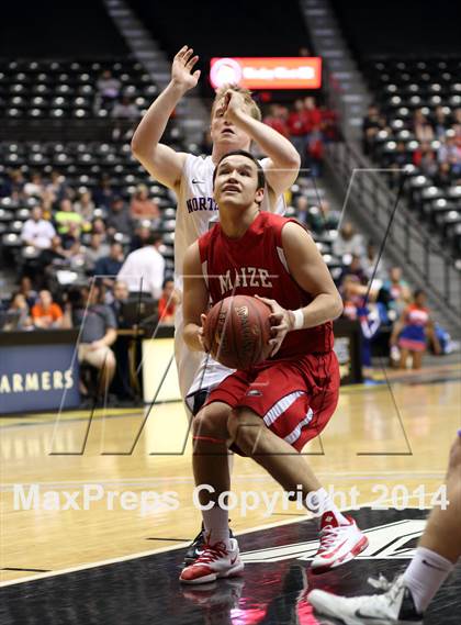 Thumbnail 2 in Maize vs. Blue Valley Northwest (KSHSAA 6A Quarterfinal) photogallery.