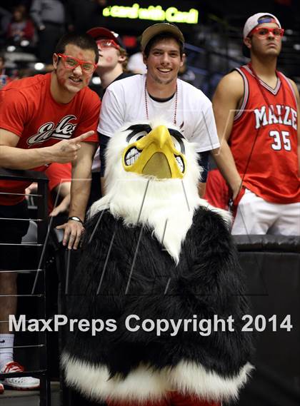 Thumbnail 2 in Maize vs. Blue Valley Northwest (KSHSAA 6A Quarterfinal) photogallery.
