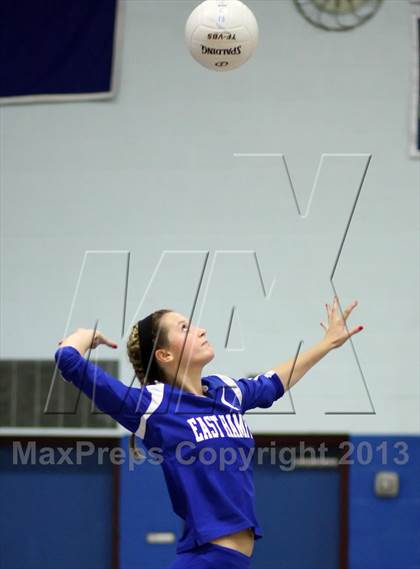 Thumbnail 3 in Valley Regional @ East Hampton photogallery.