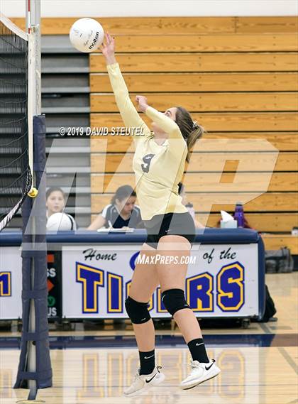 Thumbnail 1 in Pioneer @ Inderkum photogallery.