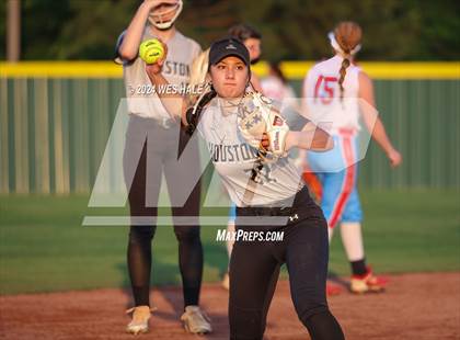 Thumbnail 1 in Bartlett vs. Houston (4A District 15 2nd Round) photogallery.