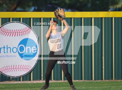 Thumbnail 3 in Bartlett vs. Houston (4A District 15 2nd Round) photogallery.