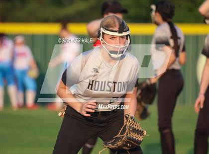 Thumbnail 2 in Bartlett vs. Houston (4A District 15 2nd Round) photogallery.