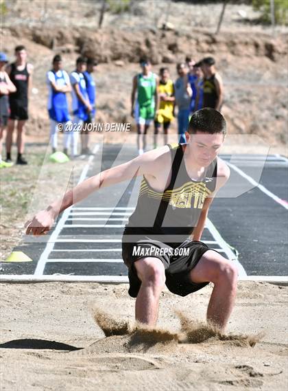Thumbnail 1 in Peñasco Invitational photogallery.