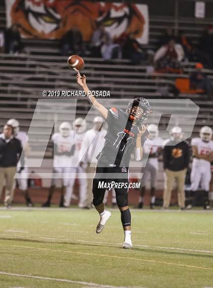 Thumbnail 3 in Wasco @ Selma (CIF CS D4 Quarterfinal) photogallery.