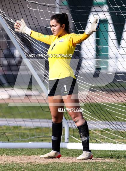 Thumbnail 2 in Central Catholic @ Manteca photogallery.