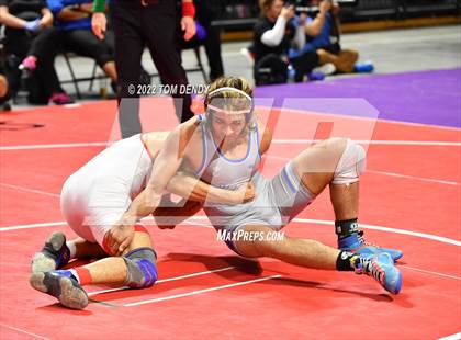 Thumbnail 2 in UIL State Championships - 6A 170lb Final photogallery.