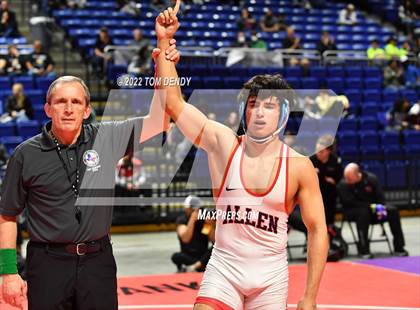 Thumbnail 3 in UIL State Championships - 6A 170lb Final photogallery.