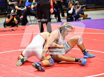 Thumbnail 1 in UIL State Championships - 6A 170lb Final photogallery.