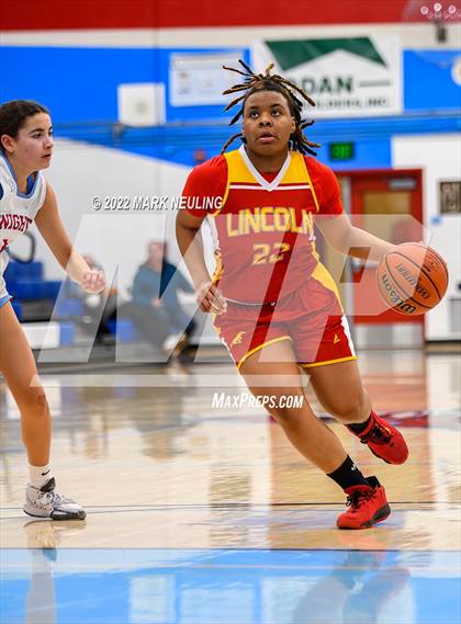 Thumbnail 2 in Lincoln @ Hillsdale photogallery.