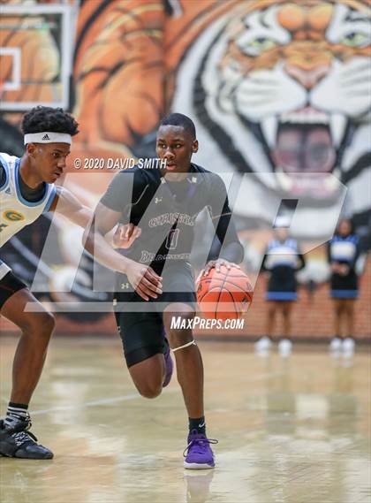 Thumbnail 1 in Christian Brothers vs Grandview (810 Varsity Showcase) photogallery.