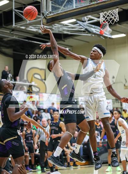 Thumbnail 3 in Christian Brothers vs Grandview (810 Varsity Showcase) photogallery.
