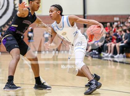 Thumbnail 2 in Christian Brothers vs Grandview (810 Varsity Showcase) photogallery.