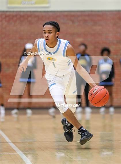 Thumbnail 1 in Christian Brothers vs Grandview (810 Varsity Showcase) photogallery.