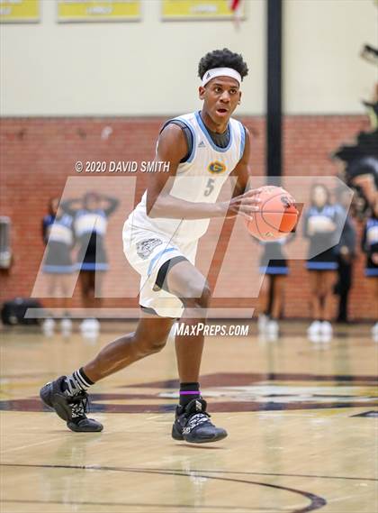 Thumbnail 2 in Christian Brothers vs Grandview (810 Varsity Showcase) photogallery.