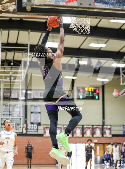 Thumbnail 1 in Christian Brothers vs Grandview (810 Varsity Showcase) photogallery.