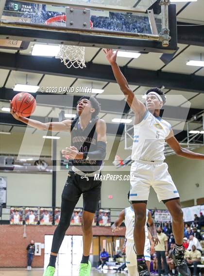 Thumbnail 3 in Christian Brothers vs Grandview (810 Varsity Showcase) photogallery.