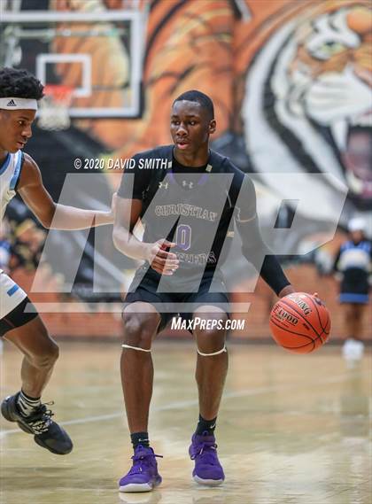 Thumbnail 2 in Christian Brothers vs Grandview (810 Varsity Showcase) photogallery.